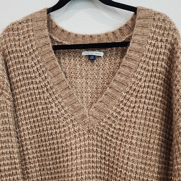 American Eagle Oversized Brown V-Neck Sweater - Picture 5 of 6